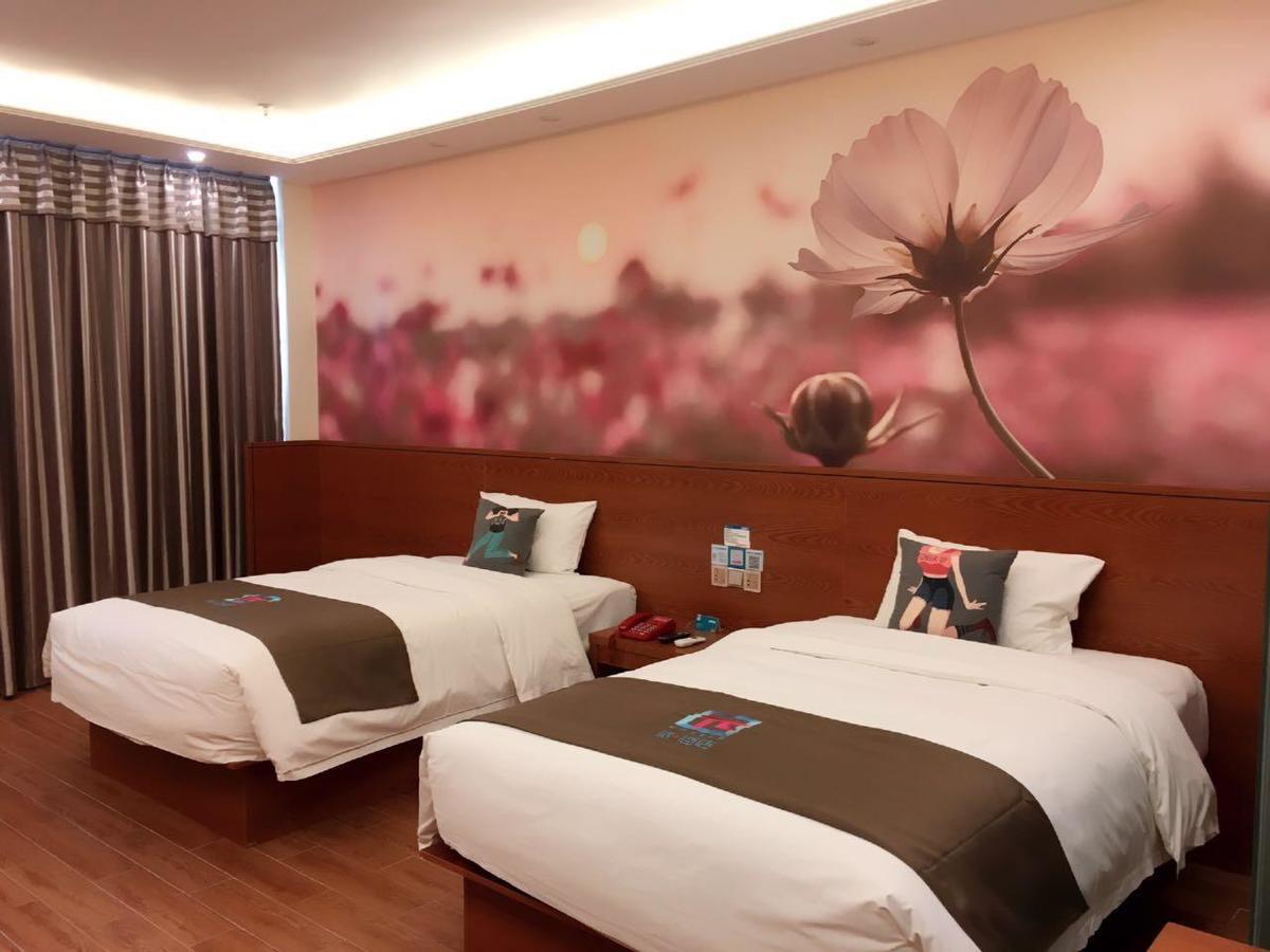 Pai Hotel Chongqing Qijiang Bus Station Екстериор снимка