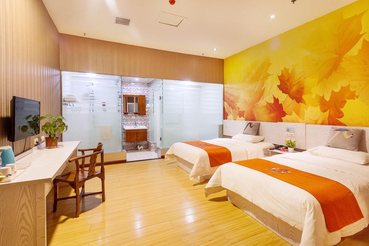 Pai Hotel Chongqing Qijiang Bus Station Екстериор снимка