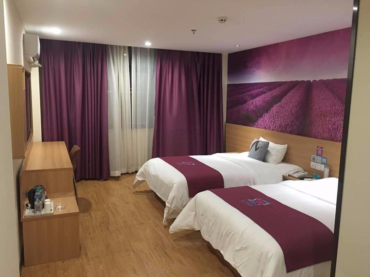 Pai Hotel Chongqing Qijiang Bus Station Екстериор снимка